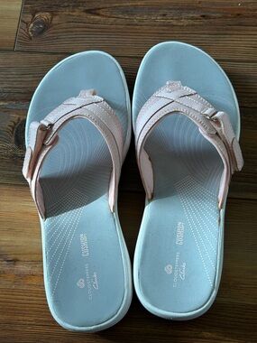 Clarks Women's Blush 9 M Cloudsteppers